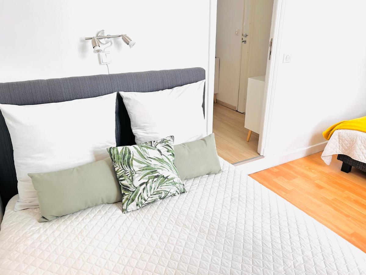 1 Bedroom Flat With Balcony Cannes Center Croisette 6Ppl ภายนอก รูปภาพ